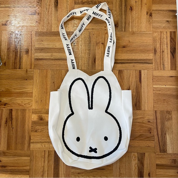 Miffy Tote Bag Brand New - Picture 1 of 5